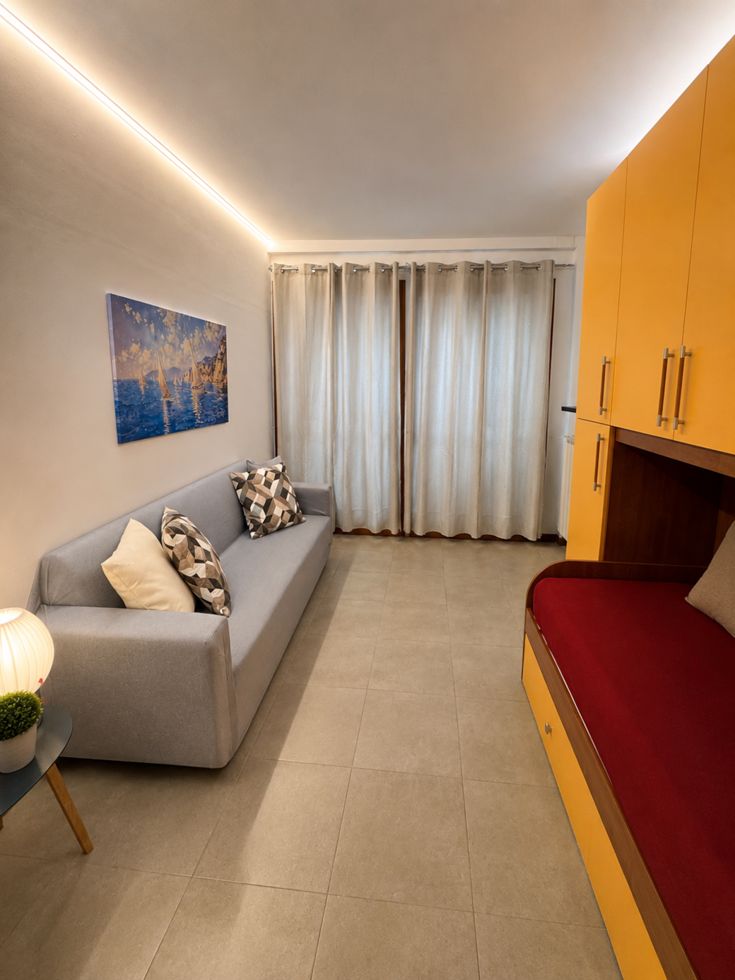 Zona living accogliente e luminosa ☀️