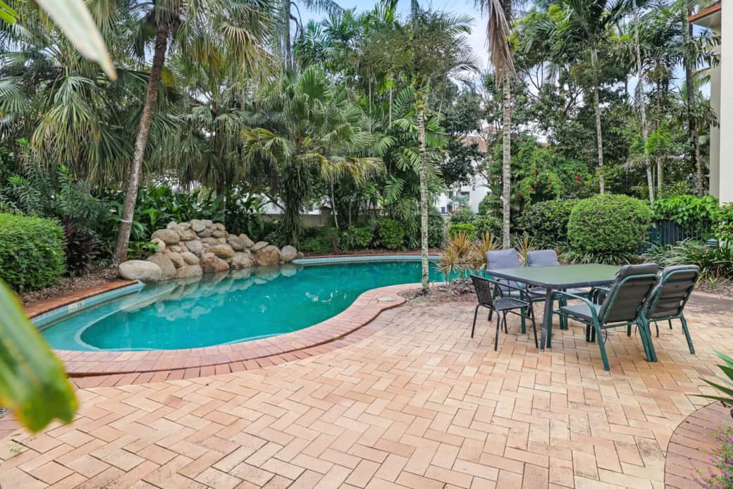 Pool area 2