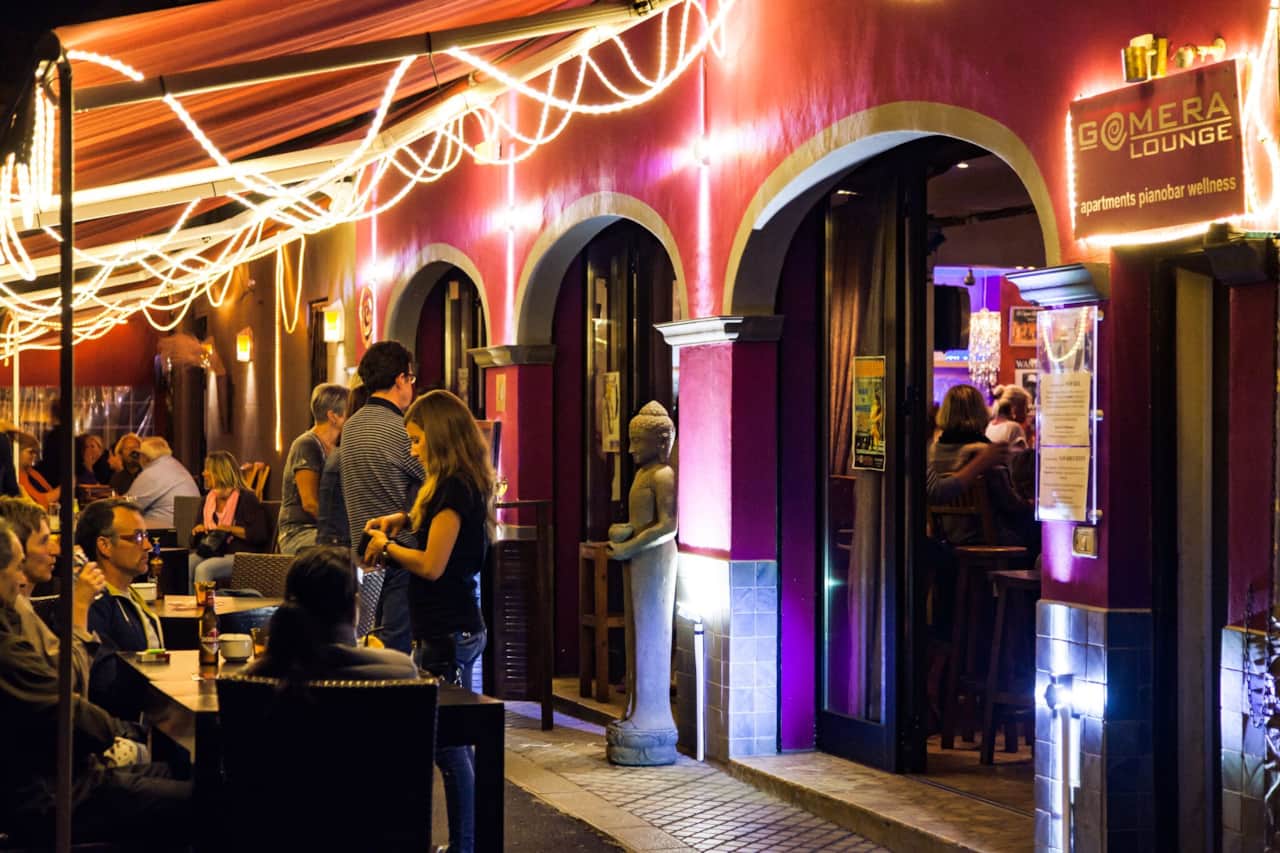 Piano Bar