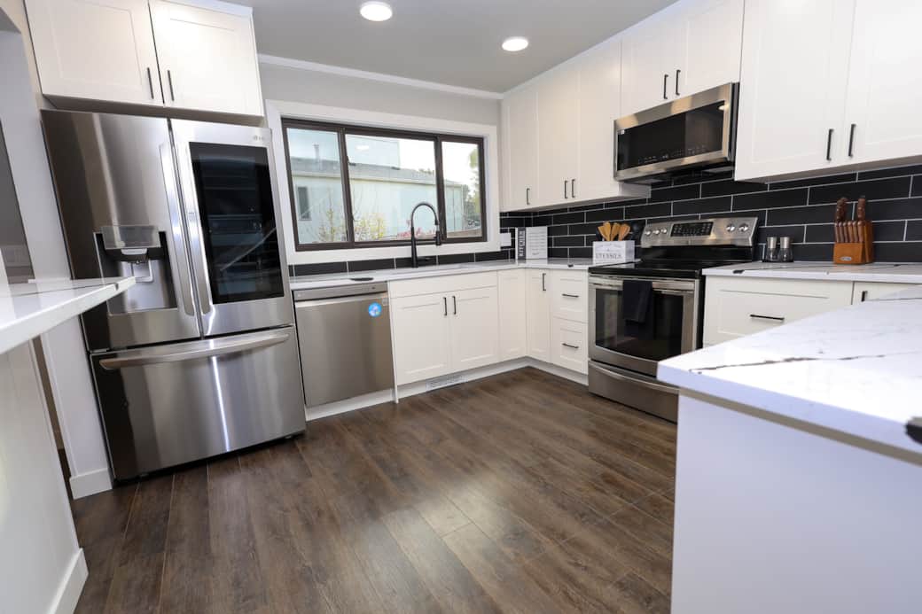 Spacious kitchen, fully stocked Spacious kitchen, fully stocked