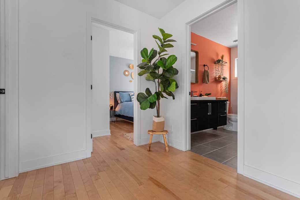 bedroom bathroom view