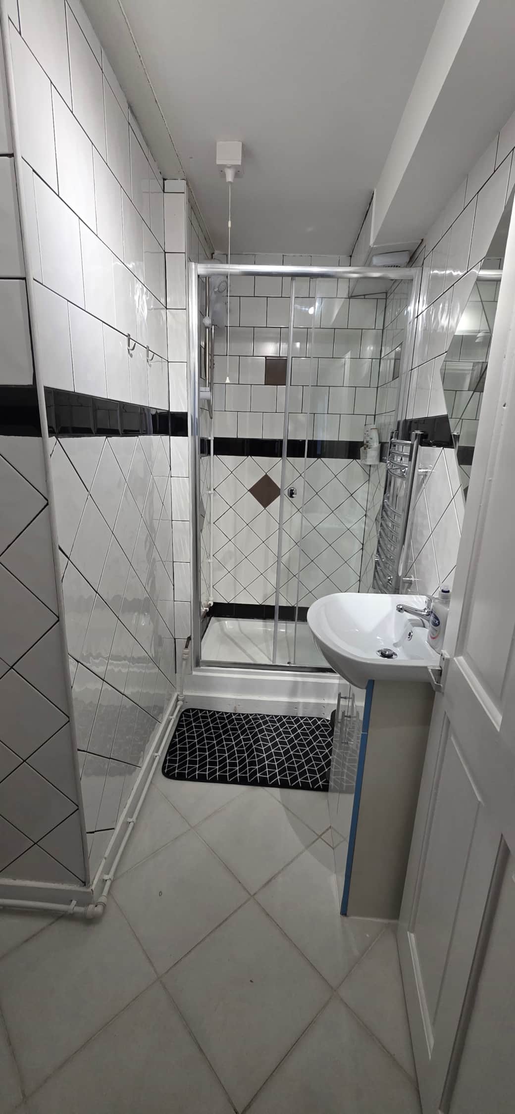 1000012384 1000012384