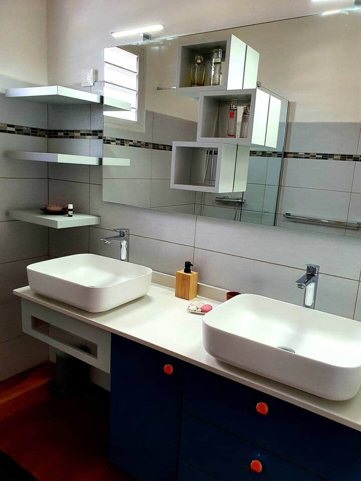 La 2 ème salle de bain intérieure La 2 ème salle de bain intérieure