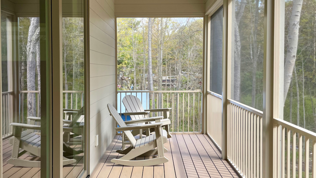 Screened-in patio 