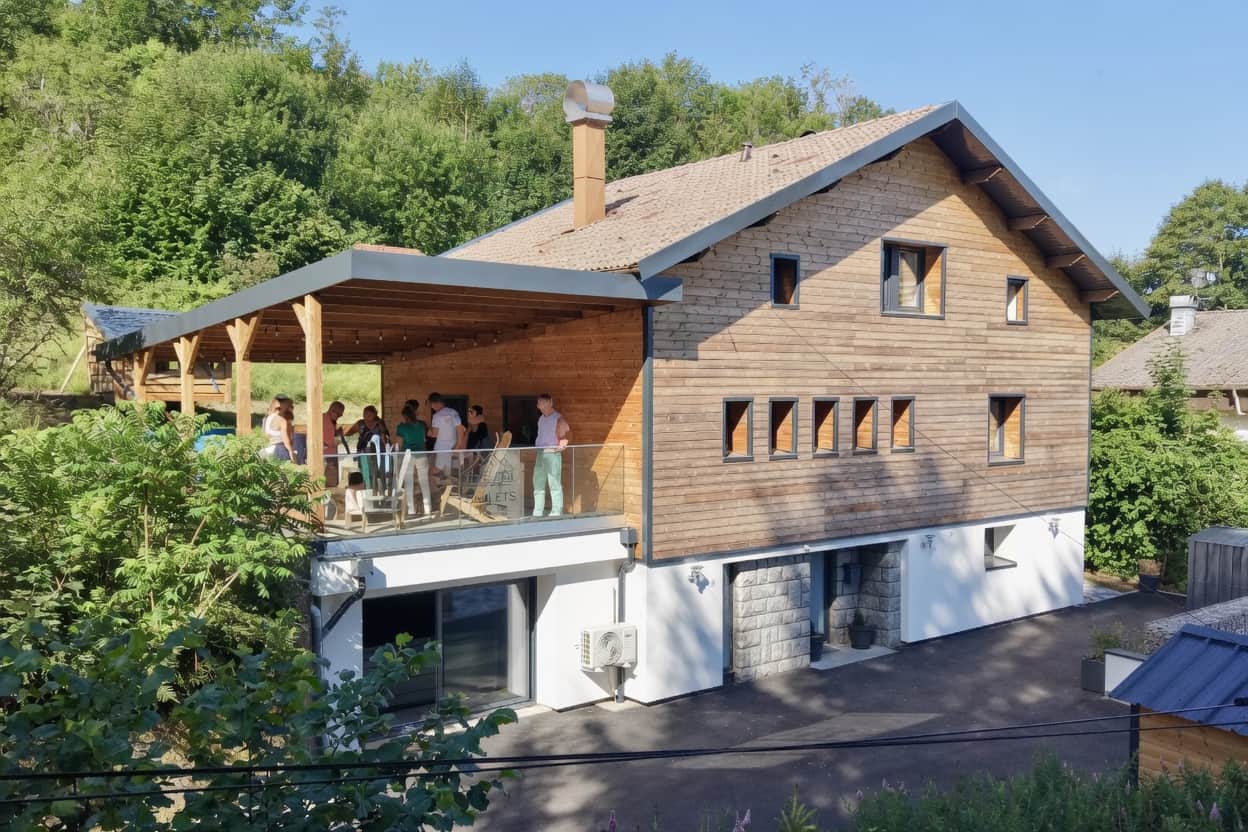 Le grand chalet des privilèges et ses 2 terrasses dont une abritée !