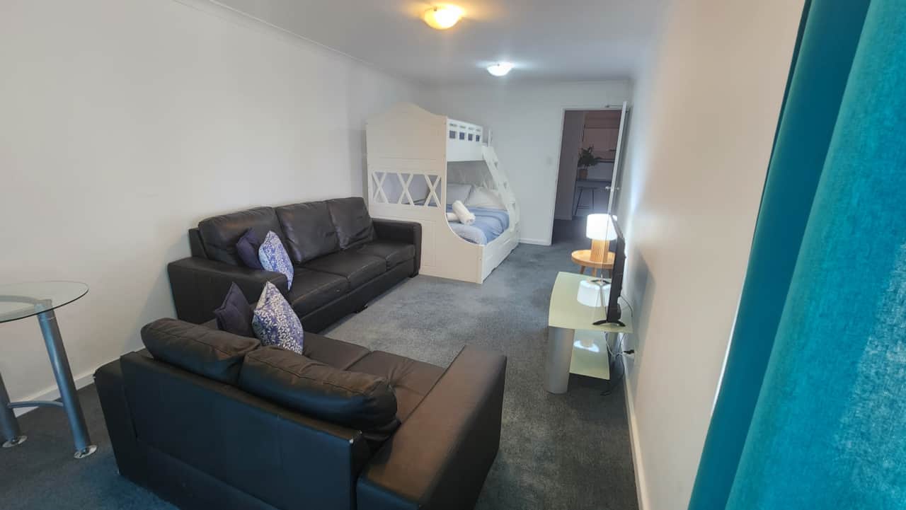 Downstairs lounge 2