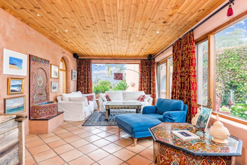 2nd Lounge 2nd Lounge