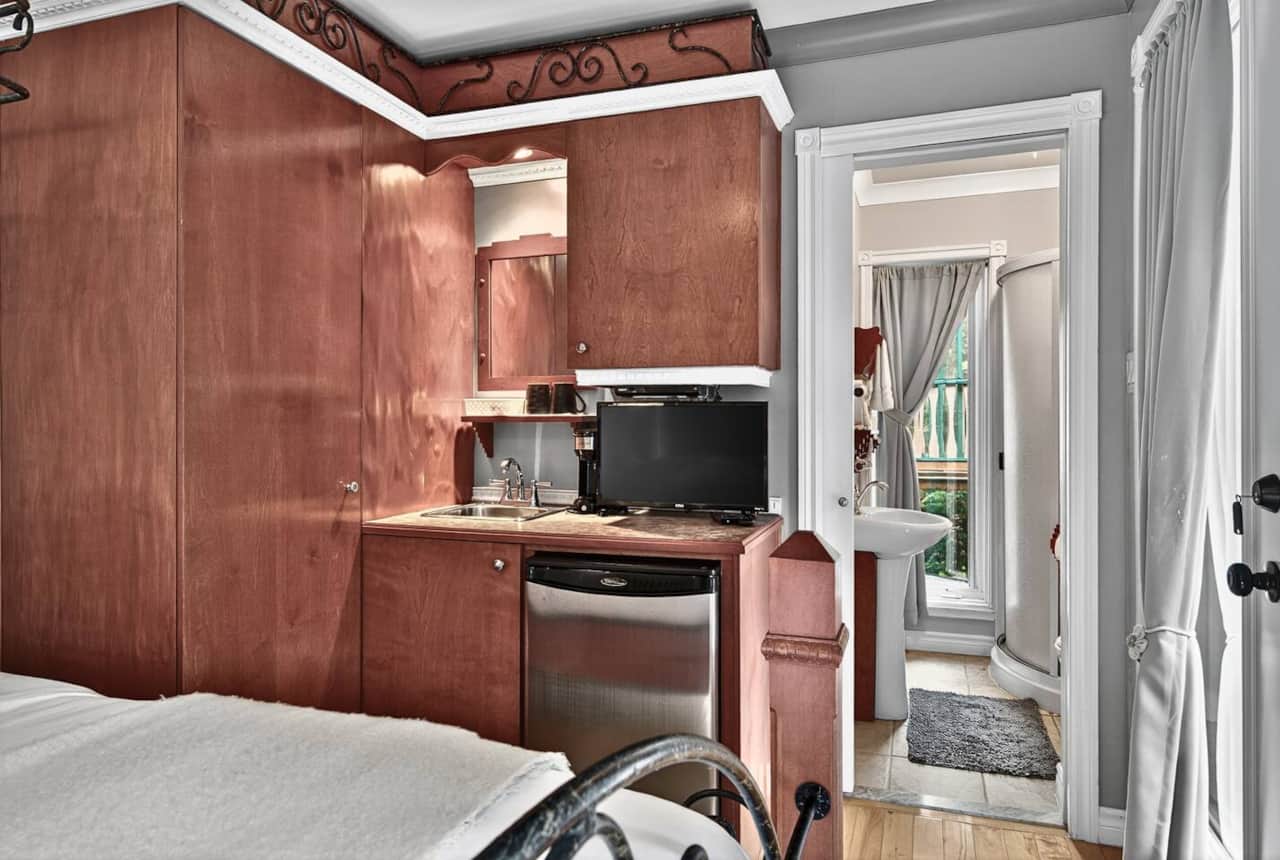 Kitchenette