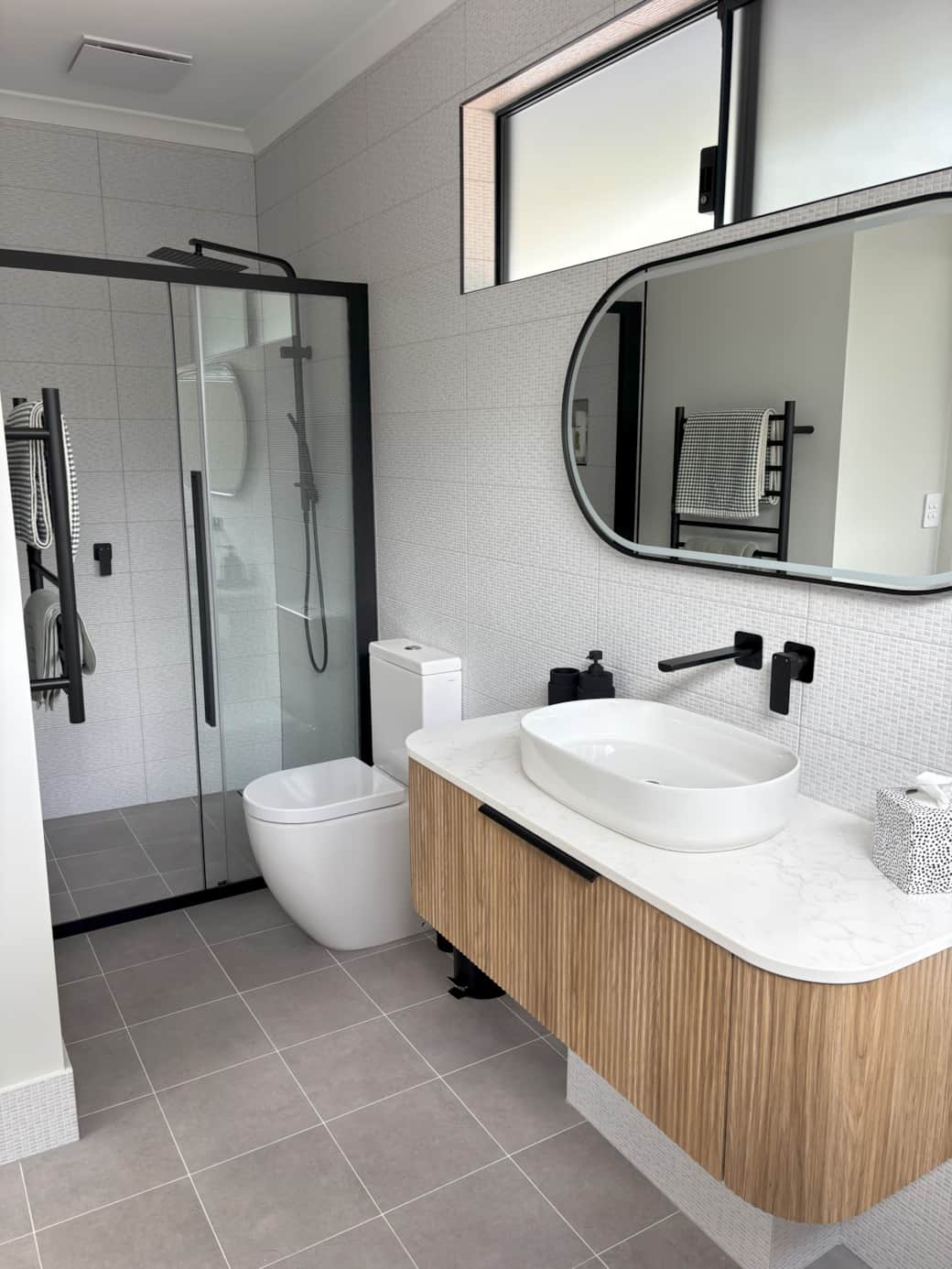 Bathroom 1 - shower