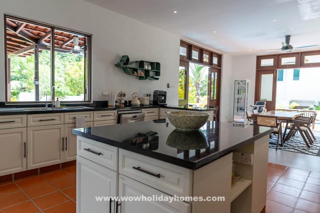 Fully Equipped Modern Kitchen