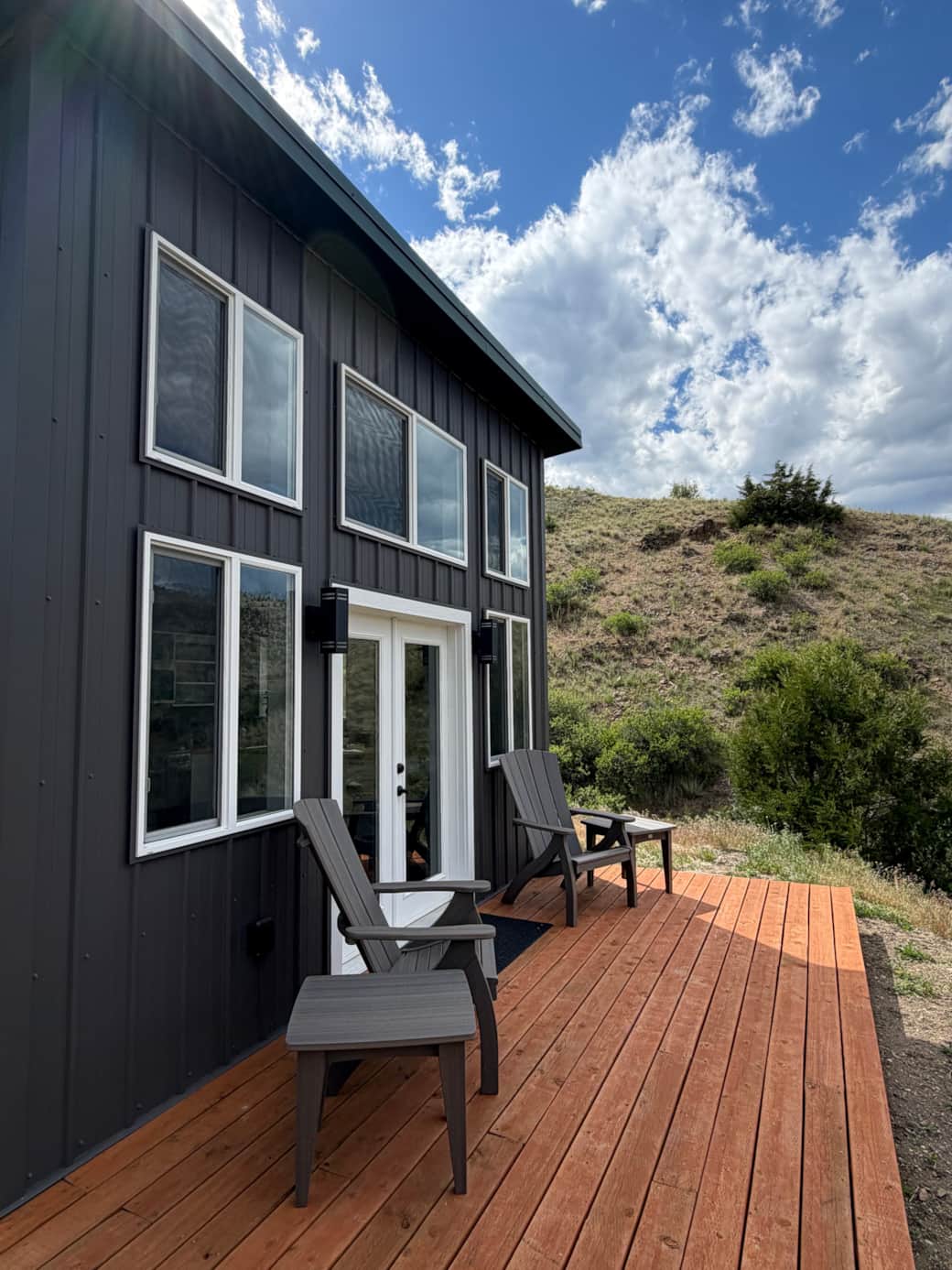 Cubby Bear Porch 