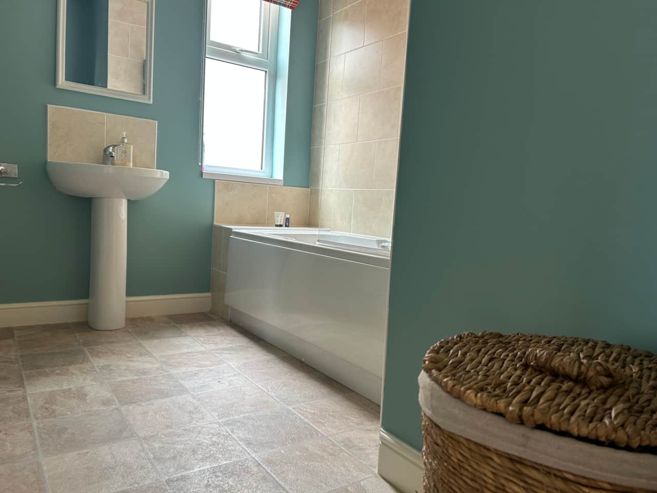 Large main bathroom