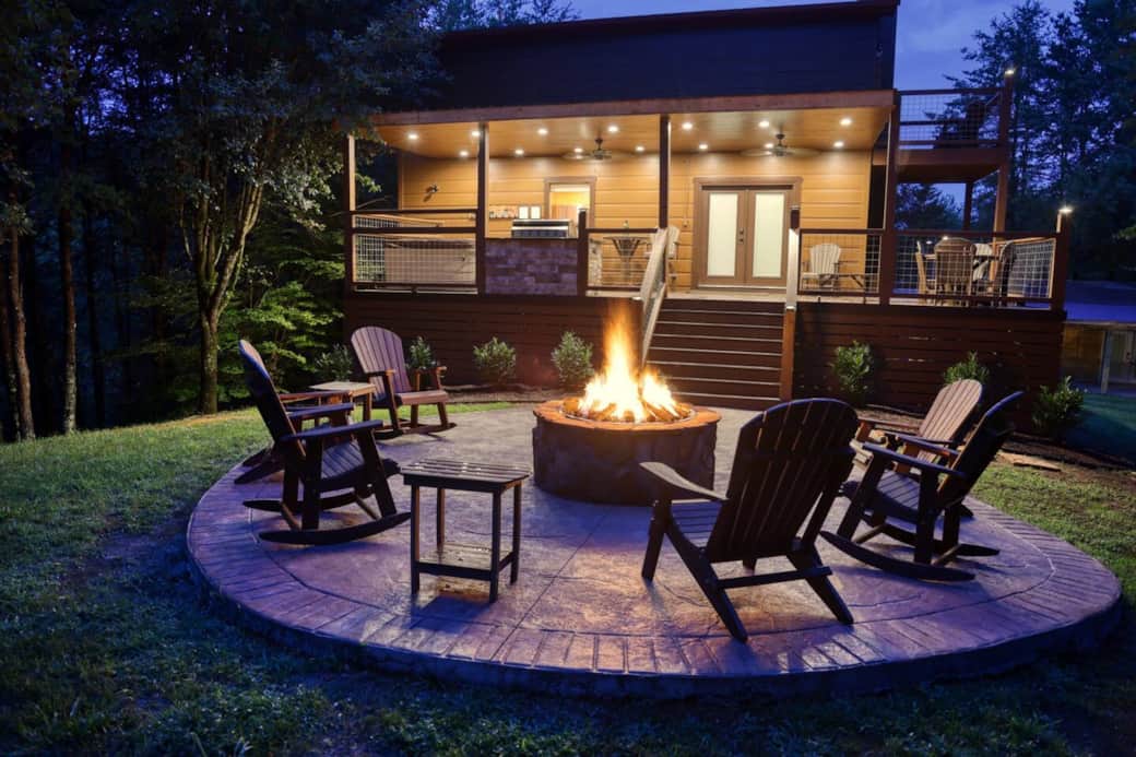 Spend the evenings relaxing with family and friends around the fire pit. Spend the evenings relaxing with family and friends around the fire pit.