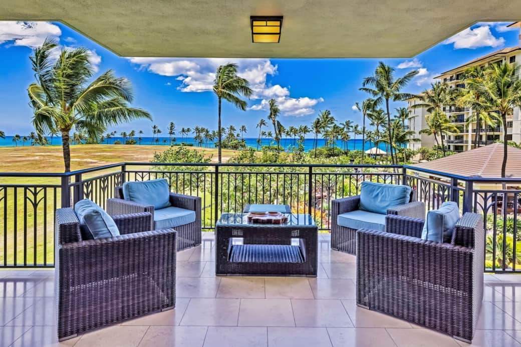 O326 by Four Lagoons - Lanai Lounging Area with Ocean View