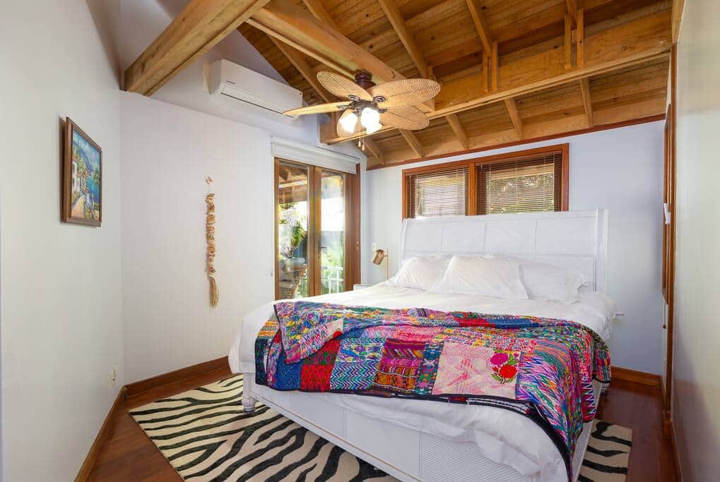 Master Bedroom with King size Bed
