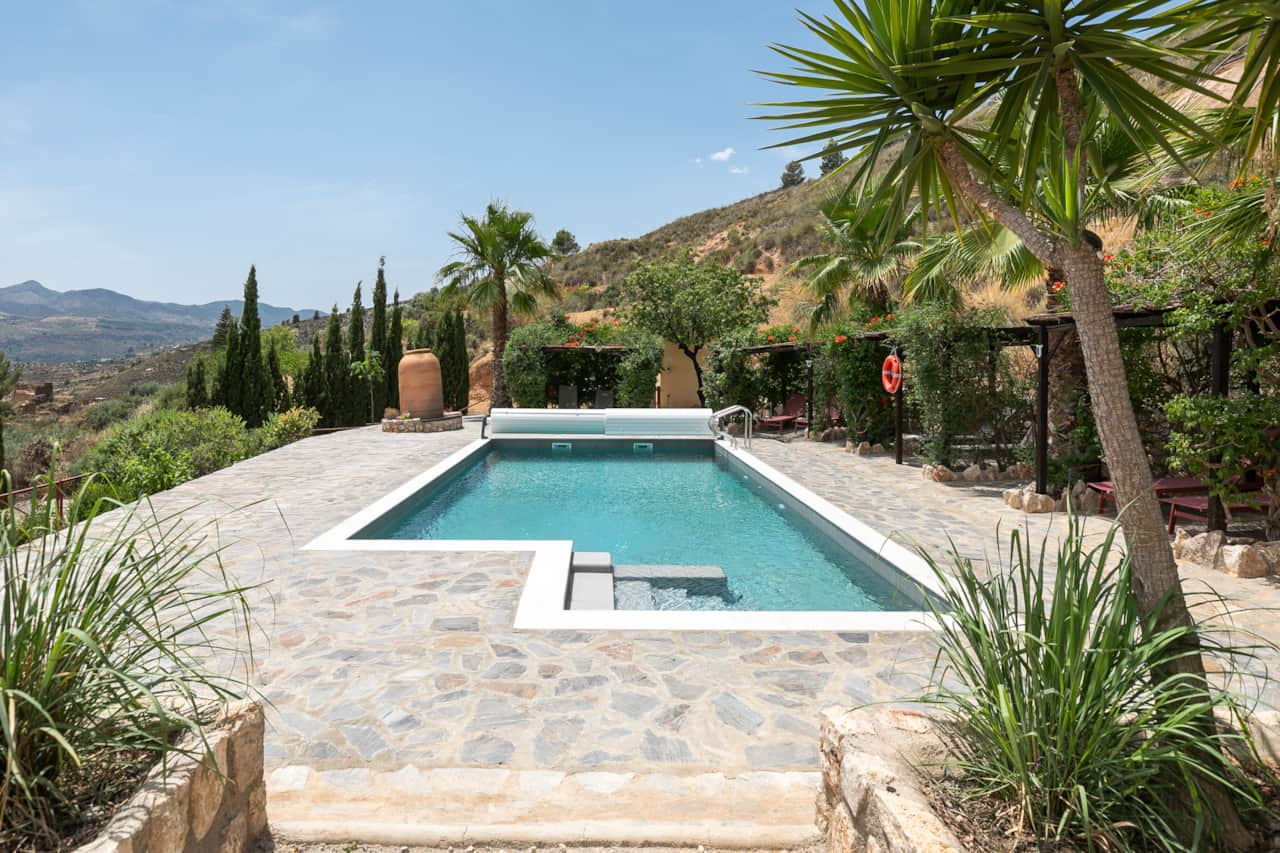 Swimming Pool (1)