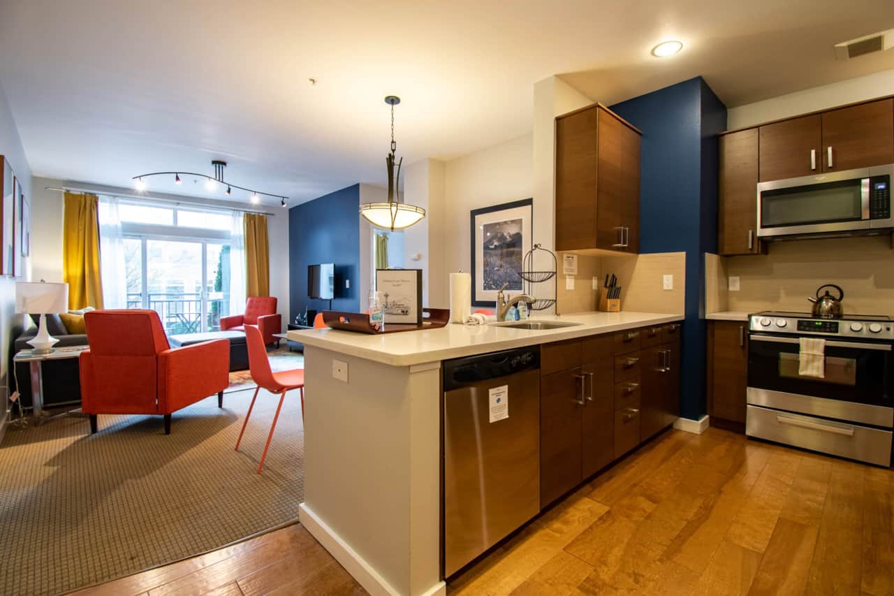 Fully Equipped Kitchen with Stainless Steel Appliances