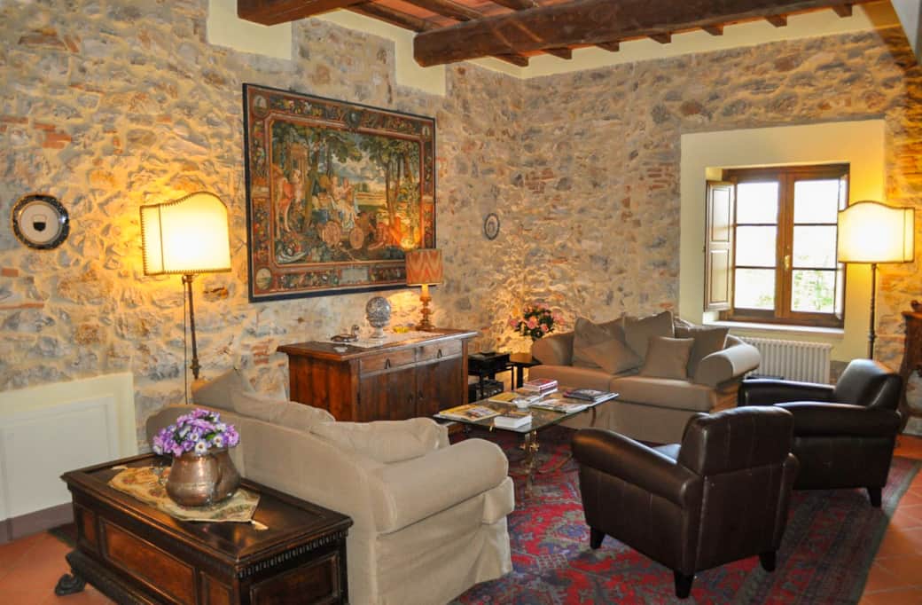 Common Area Living room