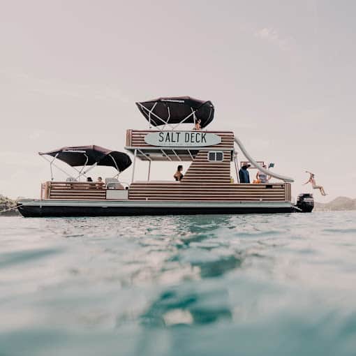SALTY DAZE | Boat Charter our of Coral Bay