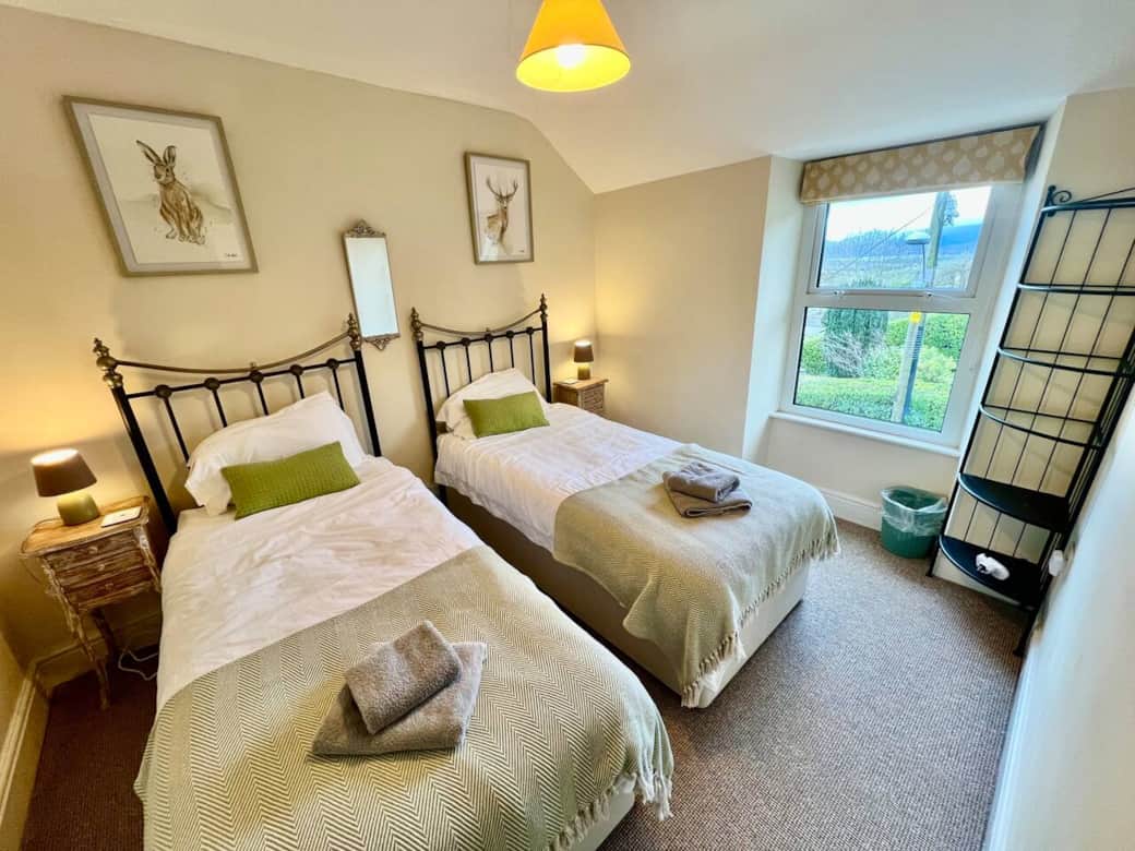 Twin bedroom Twin bedroom