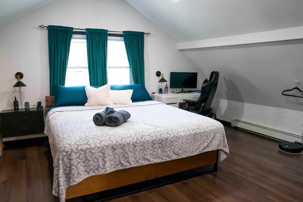 Second floor Master Bedroom Second floor Master Bedroom