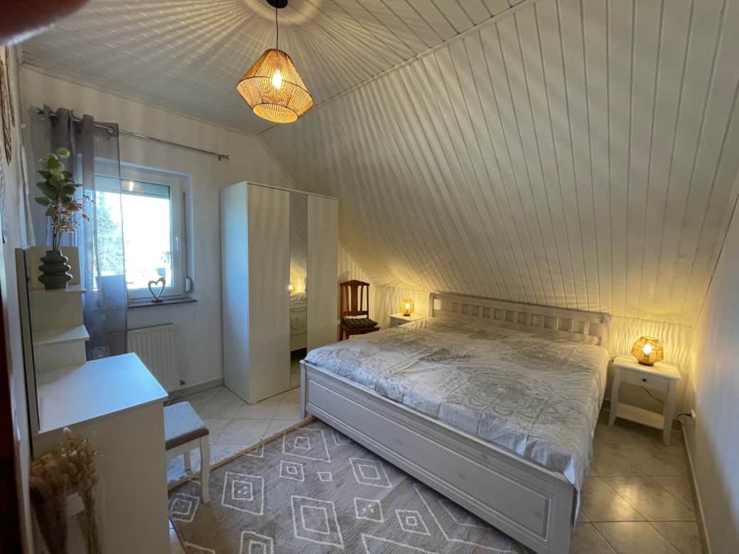 OG Schlafzimmer 1 Bild 1
