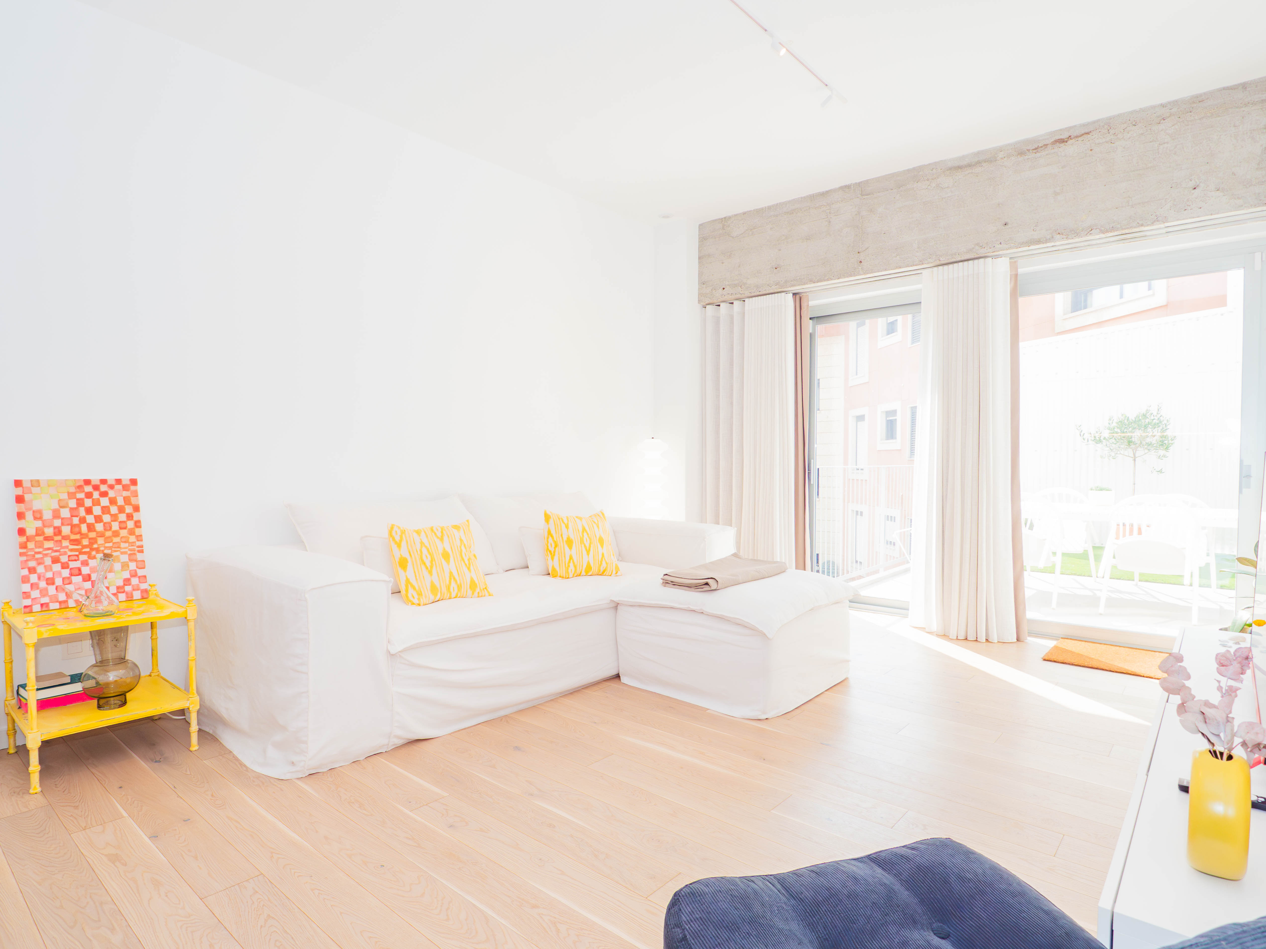 Pi y Margall Suite by YBH