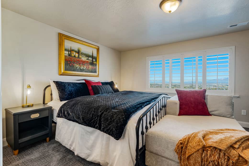 Poppy King Room Downstairs + Chaise Lounge (pack n' play in large walk in closet)