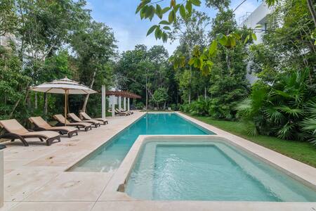 Encanto Private Balcony 2 Pools 5 Minutes To Beach photo 16