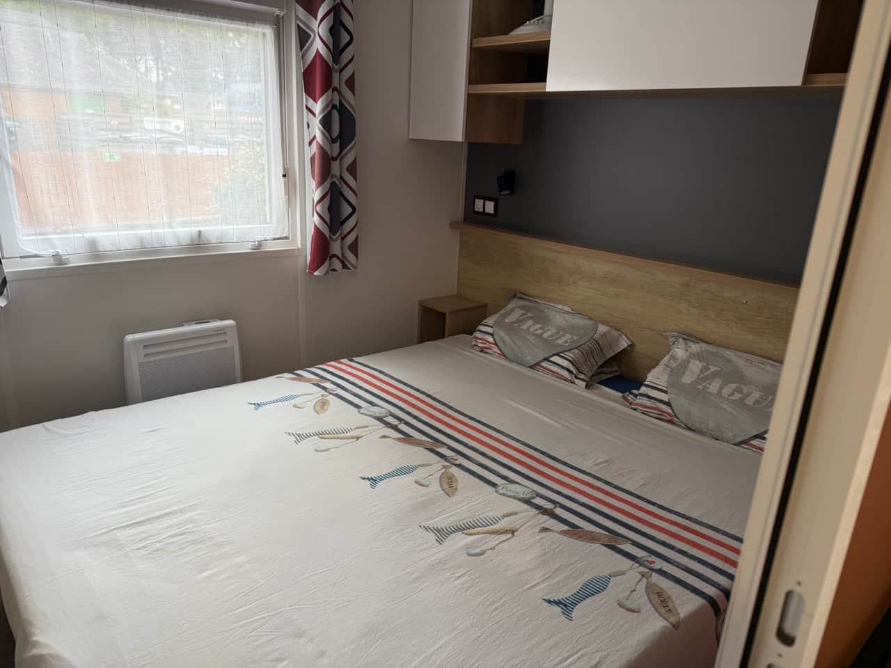 Chambre lit double en 160