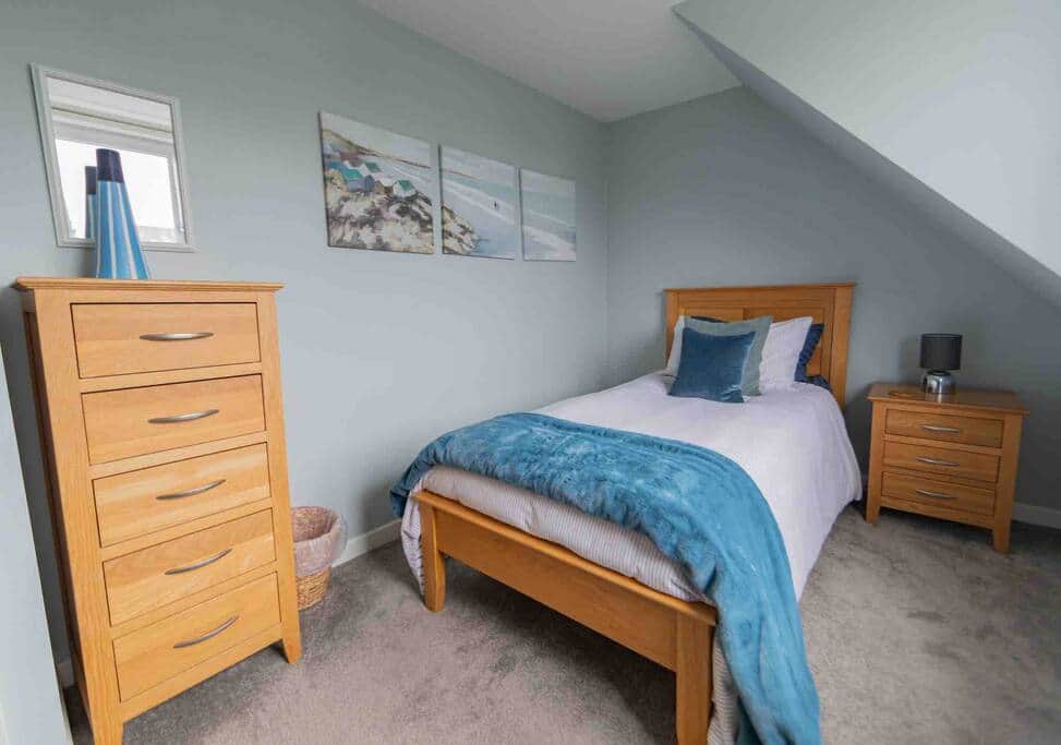 Single Bedroom