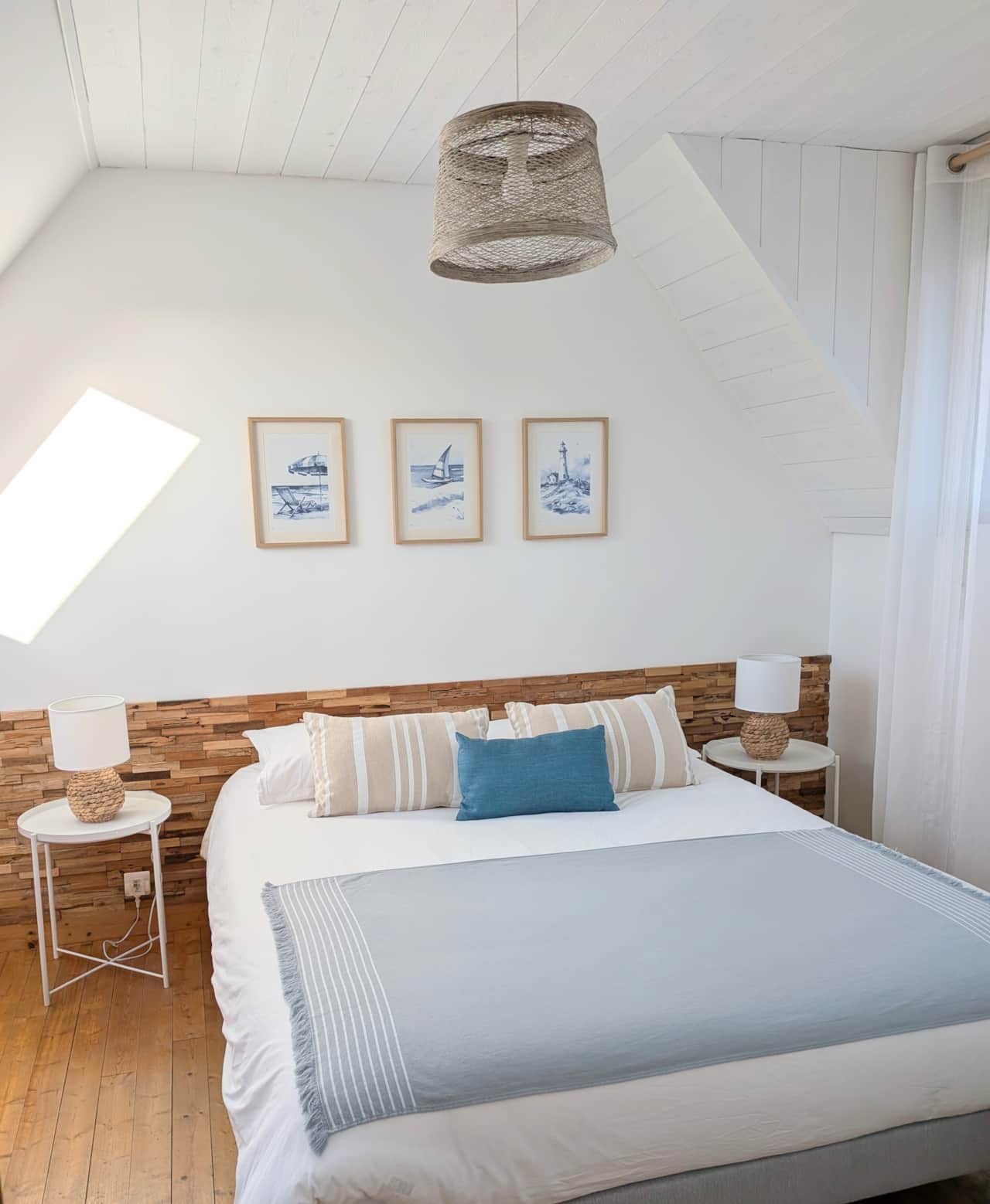 Beautiful bedroom with seaview