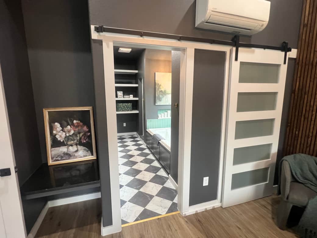 Entry to Bathroom