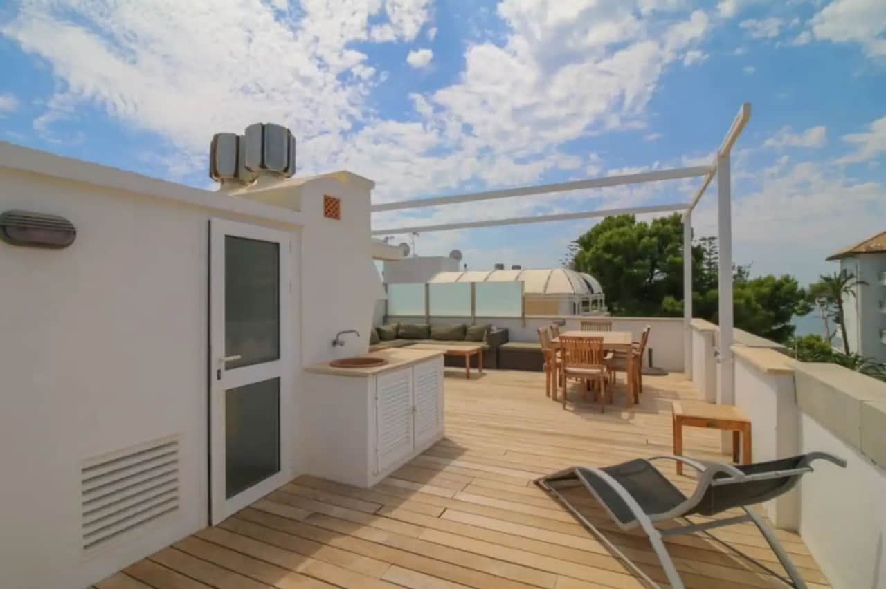 Roof terrace