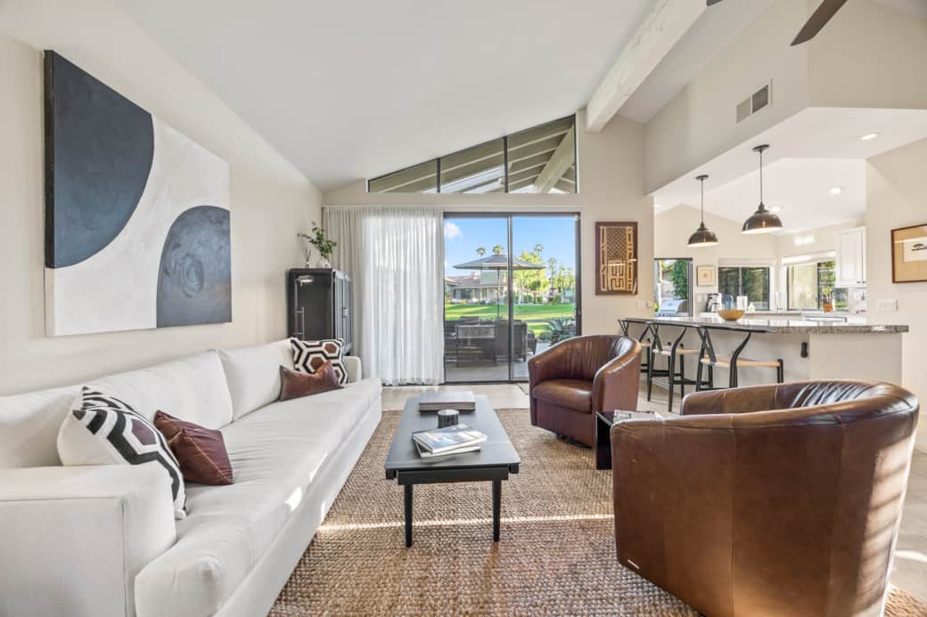 Living Room & Kitchen