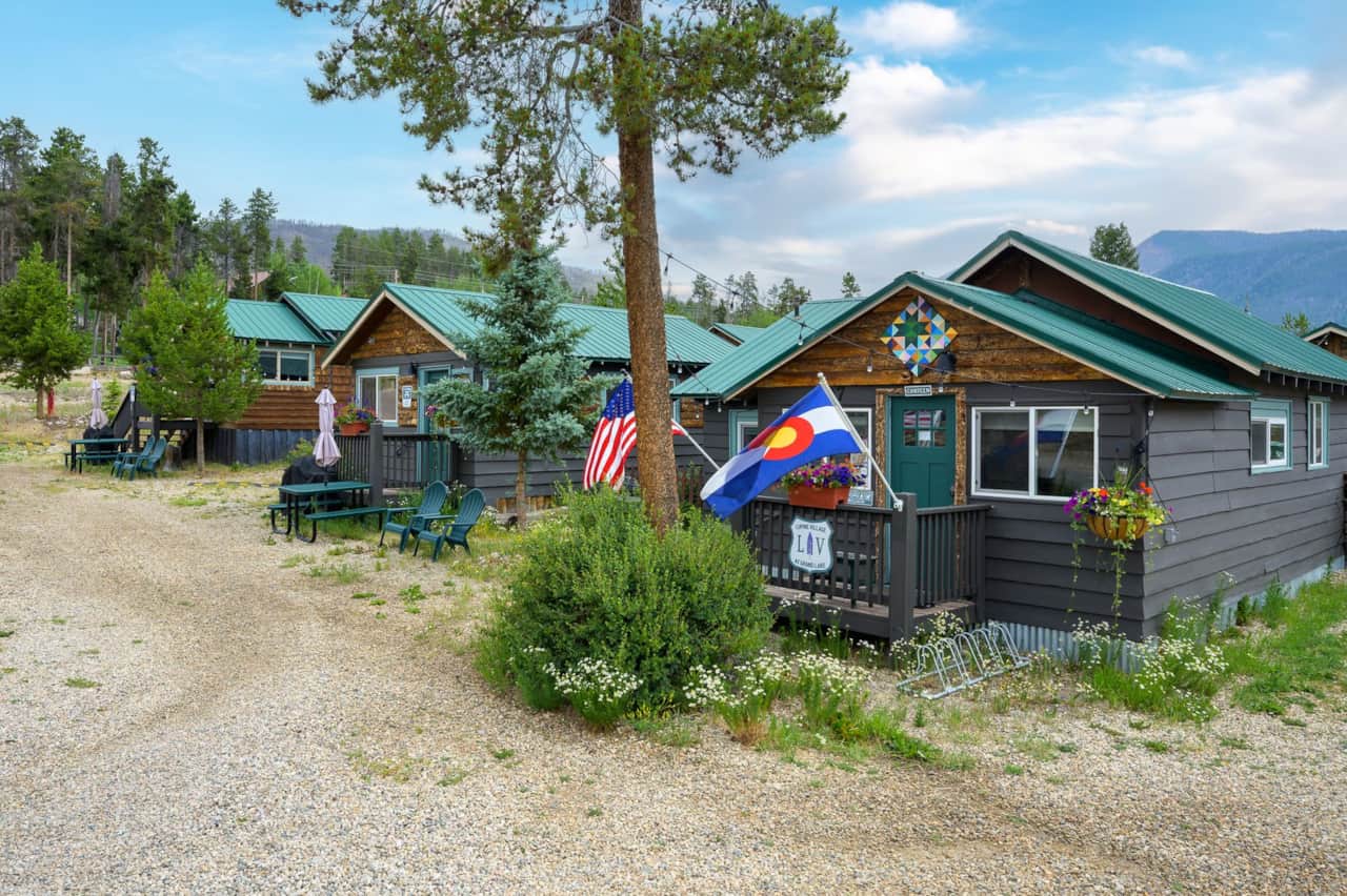 Welcome to Lupine Village at Grand Lake