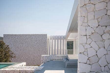 Villa de luxe avec piscine privée, au milieu de la nature et vue mer