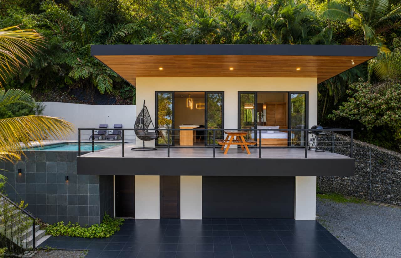 Modern jungle villa with private pool and spacious terrace at Cosara Guest Villa