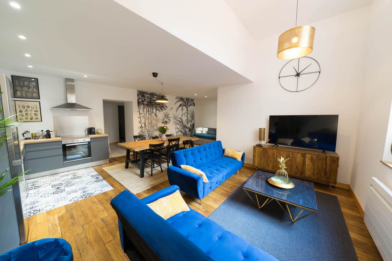 Appartement premium AppartUnique à Vichy, espace cuisine équipé