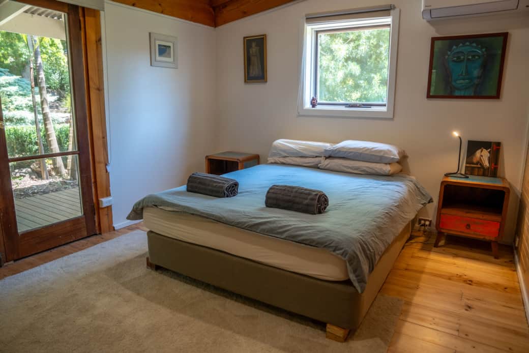 Bedroom 3 - Queen bed