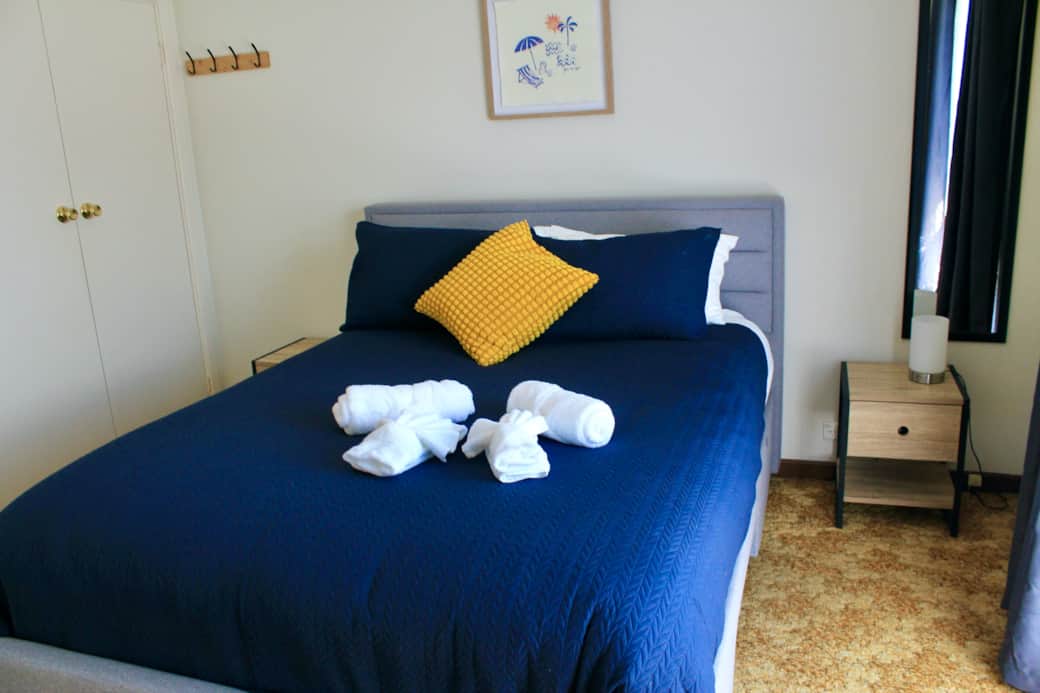 Third bedroom at Smugglers Cove Holiday Accomodation Esperance