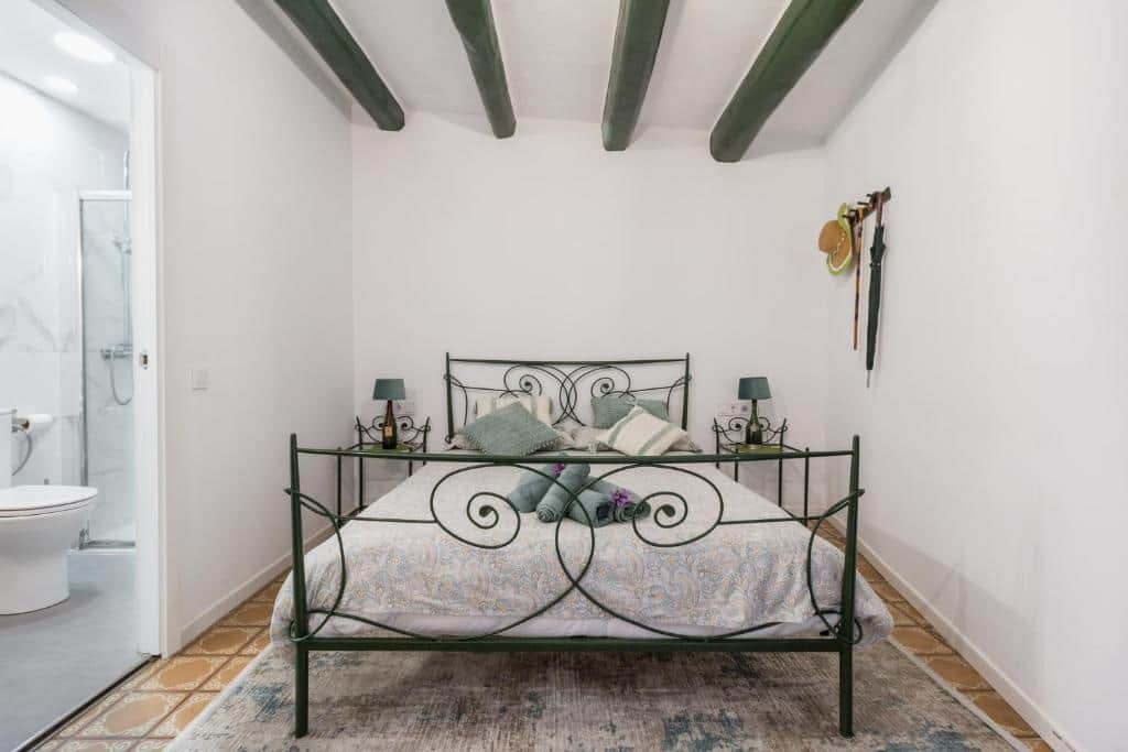 6 06 double room