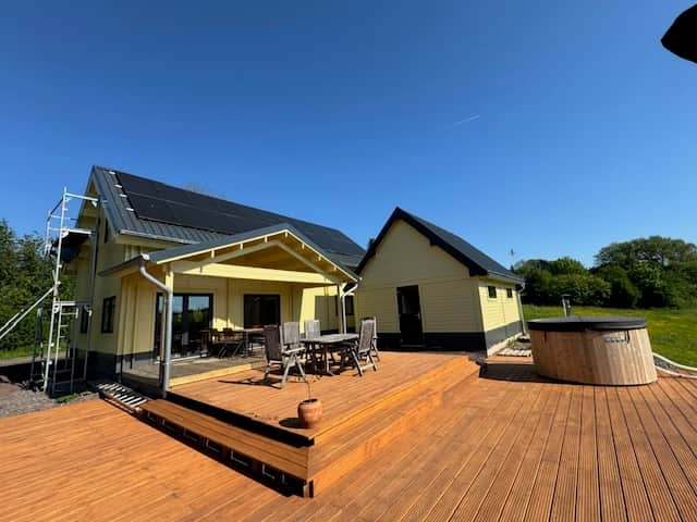 Wagenhausen eifel cochem vakantiewoning geel buitenterras