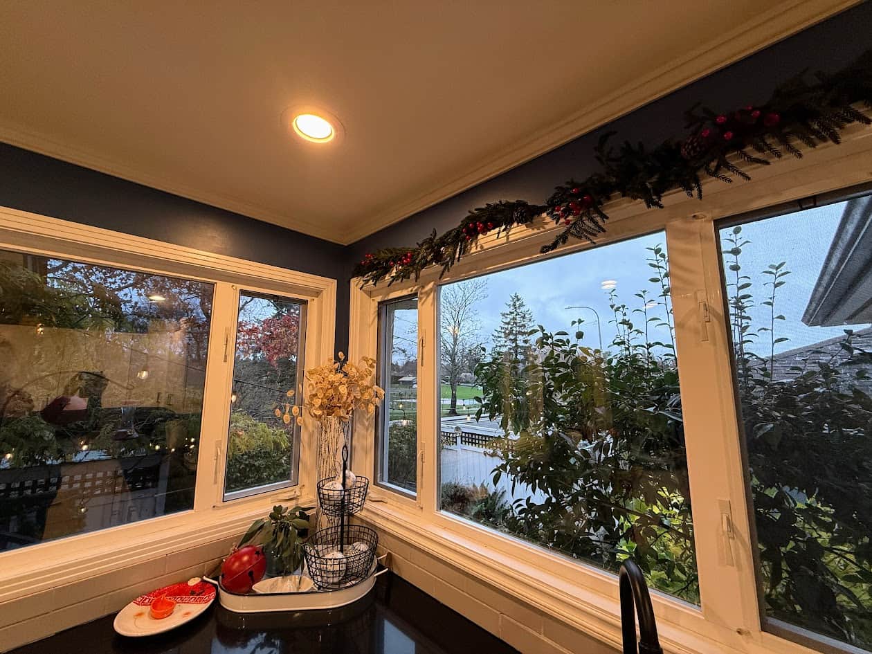 Kitchen views to Horner Park.