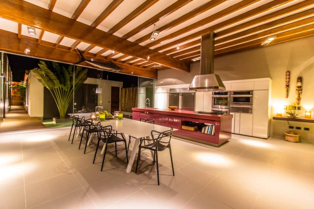 beachfront vacation rental Punta Sal kitchen