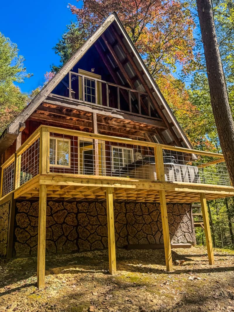 Monarchos cabin near Cave Run Lake
