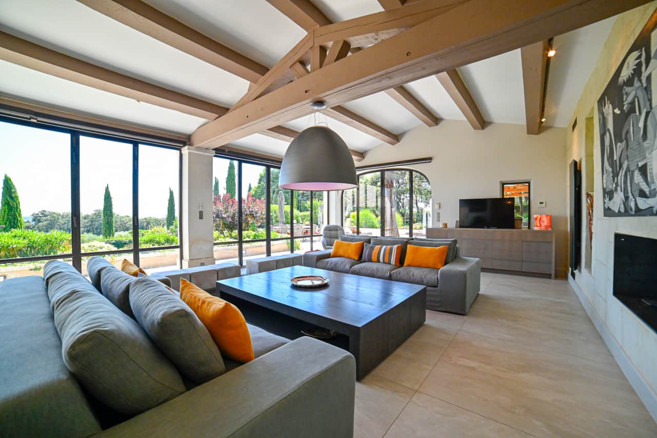 Bastide living room, with large windows overlooking the garden
