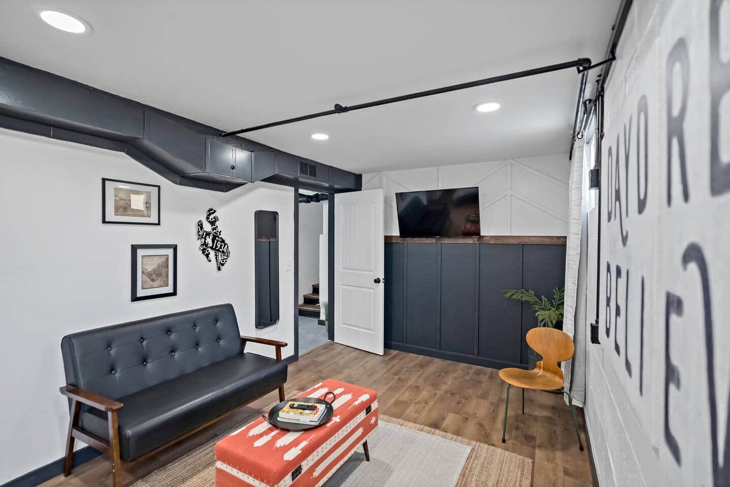 Stardust Bungalow downstairs bedroom