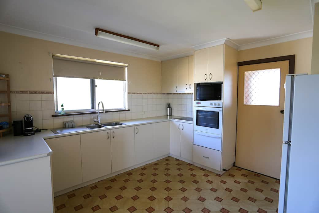 Kitchen area at Smugglers Cove holiday home in Esperance