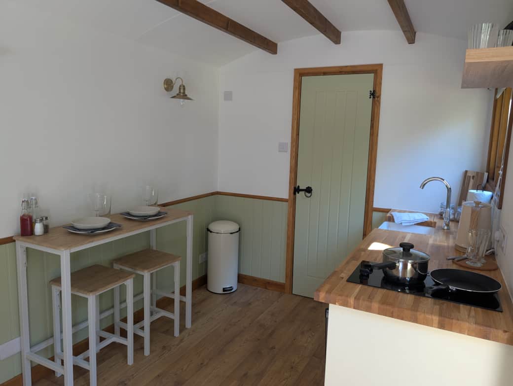Kitchen & dining Kitchen & dining